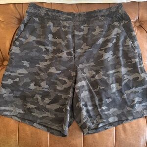 lululemon athletica Black and Gray Camouflage Men's Shorts